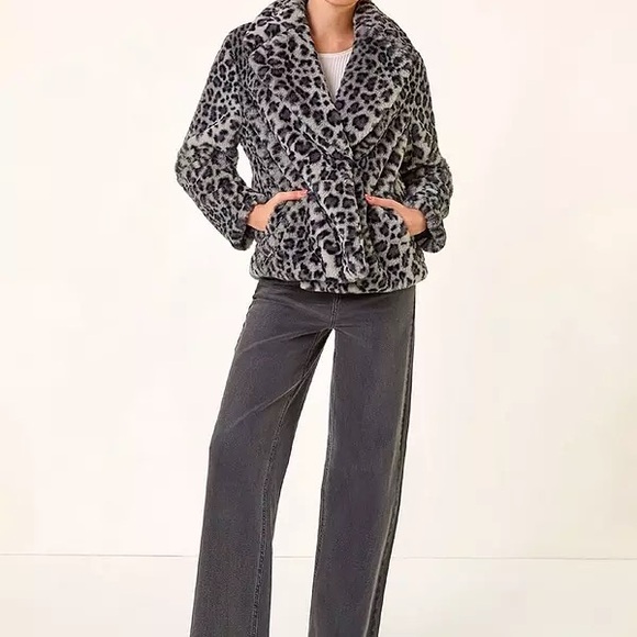 Jou Jou Gray Leopard Print Teddy Jacket - Picture 5 of 8